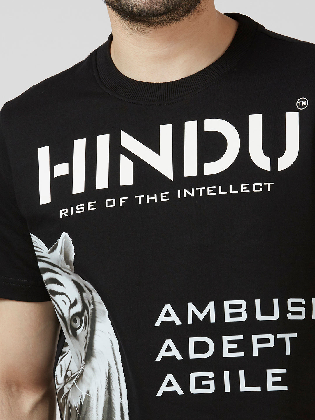 HD PRINT BLACK RIBNECK TSHIRT WITH WHITE TIGER